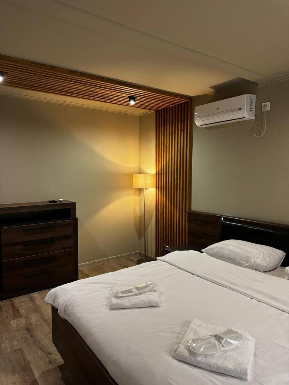 Готель Orlyne Gnizdo 3*